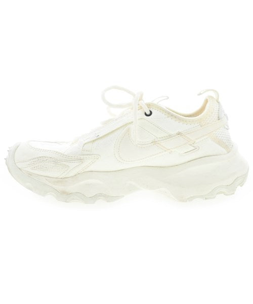 NIKE รองเท้าผ้าใบ