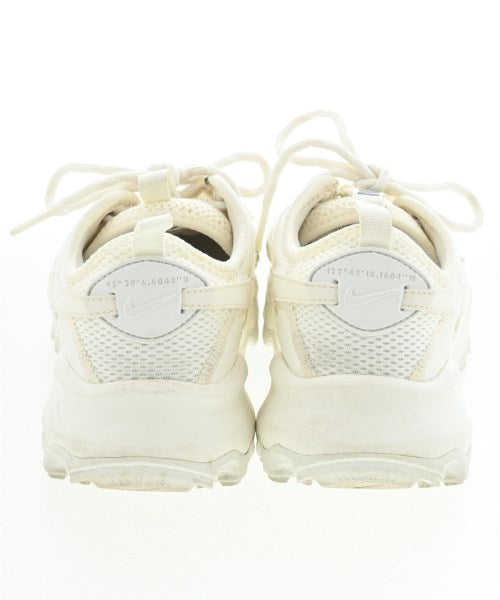NIKE รองเท้าผ้าใบ