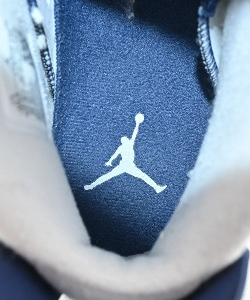 NIKE รองเท้าผ้าใบ