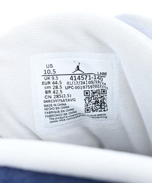 NIKE รองเท้าผ้าใบ