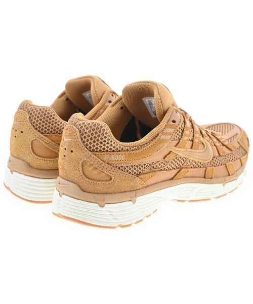 NIKE รองเท้าผ้าใบ