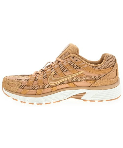 NIKE รองเท้าผ้าใบ