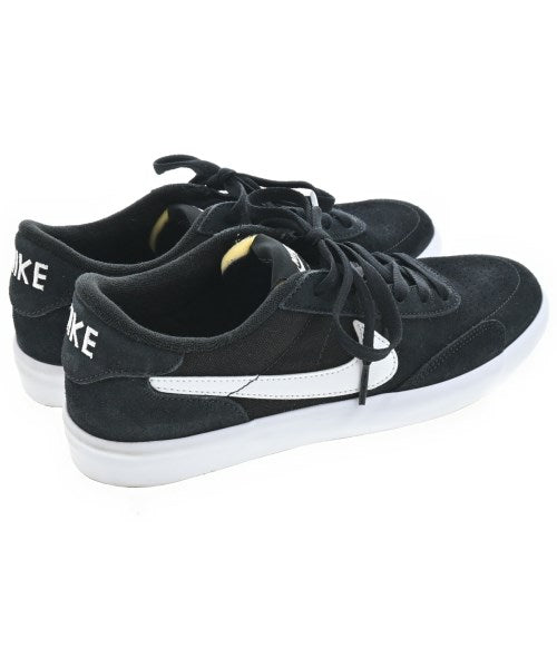 NIKE รองเท้าผ้าใบ