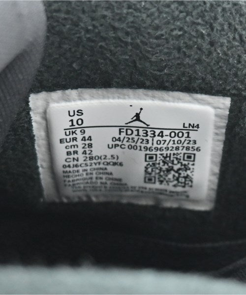 NIKE รองเท้าผ้าใบ