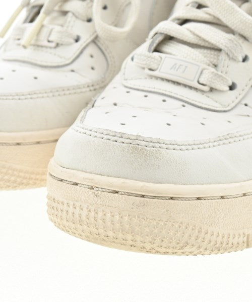 NIKE รองเท้าผ้าใบ