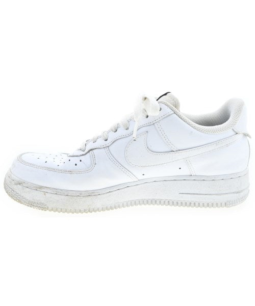 NIKE รองเท้าผ้าใบ