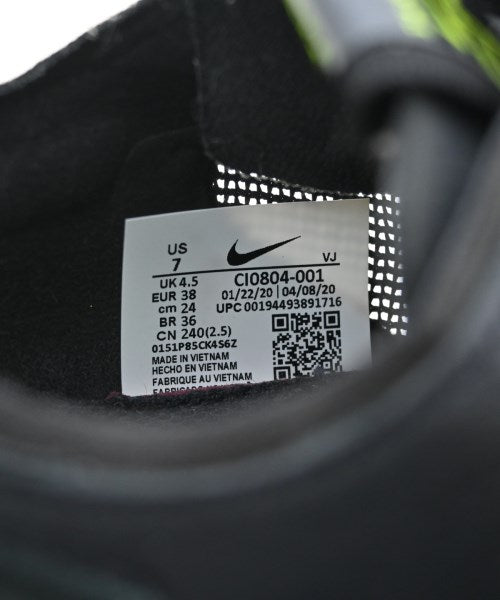 NIKE รองเท้าผ้าใบ