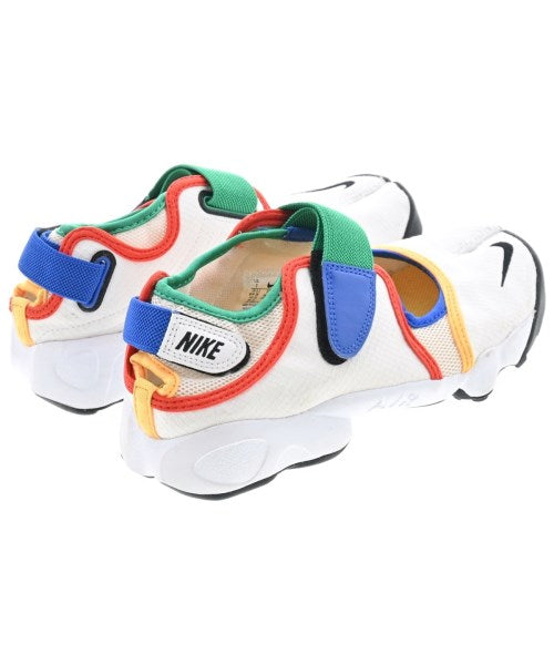 NIKE รองเท้าผ้าใบ