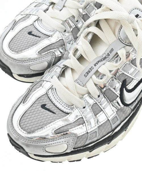 NIKE รองเท้าผ้าใบ