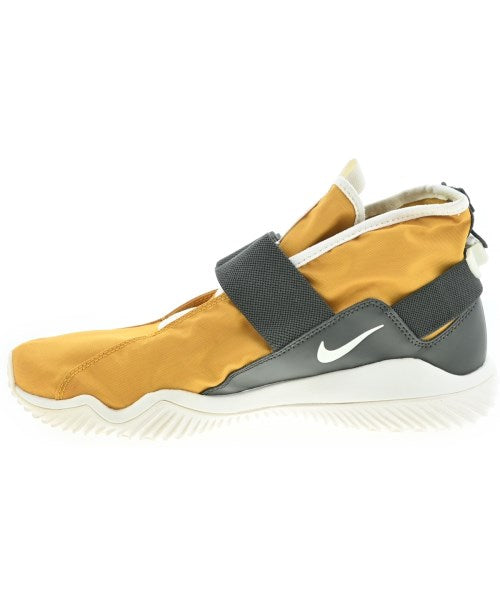 NIKE รองเท้าผ้าใบ