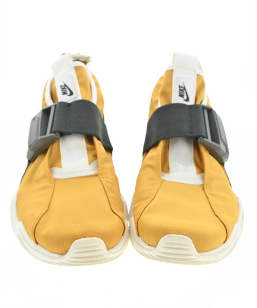 NIKE รองเท้าผ้าใบ