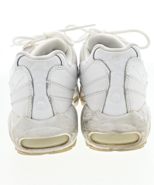 NIKE รองเท้าผ้าใบ