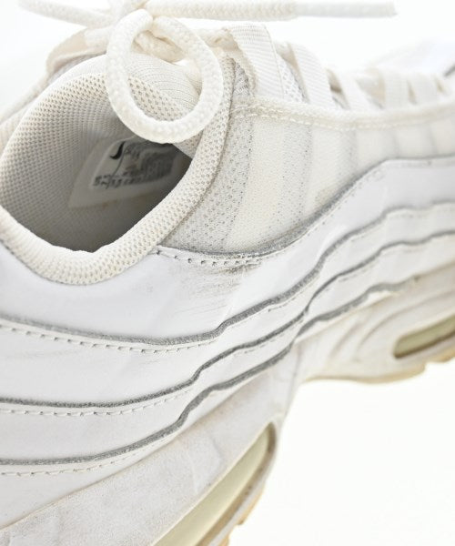 NIKE รองเท้าผ้าใบ