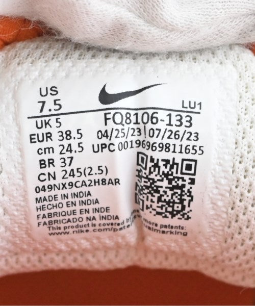 NIKE รองเท้าผ้าใบ