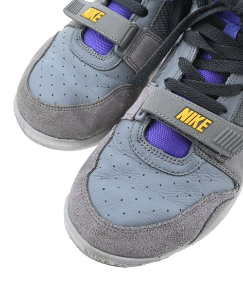 NIKE รองเท้าผ้าใบ