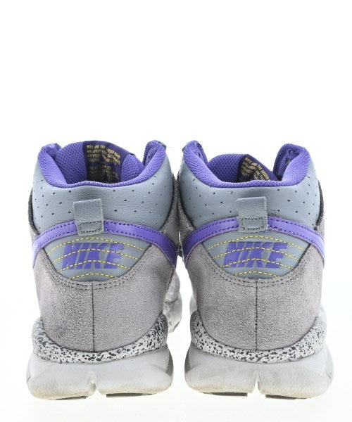 NIKE รองเท้าผ้าใบ