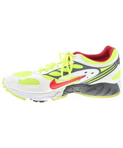 NIKE รองเท้าผ้าใบ