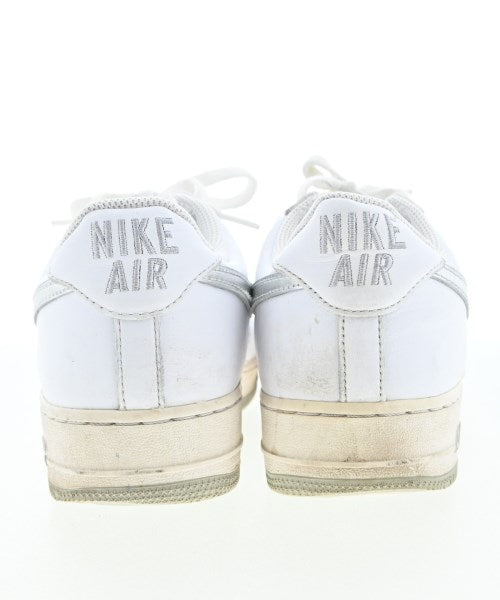 NIKE รองเท้าผ้าใบ
