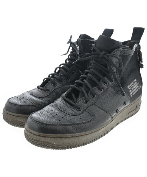 NIKE รองเท้าผ้าใบ