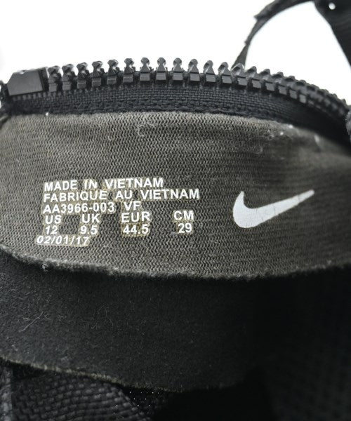 NIKE รองเท้าผ้าใบ