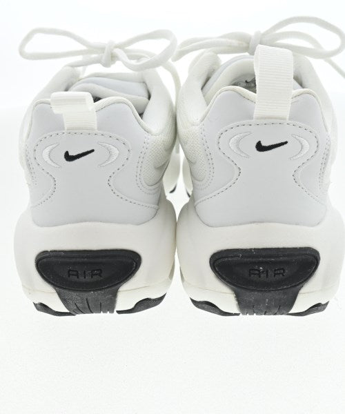 NIKE รองเท้าผ้าใบ