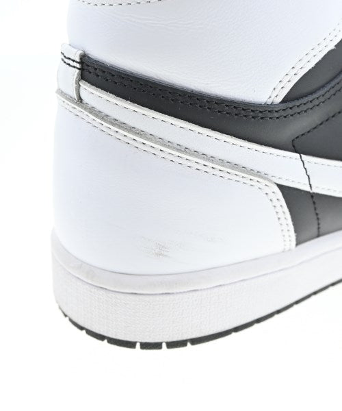 NIKE รองเท้าผ้าใบ
