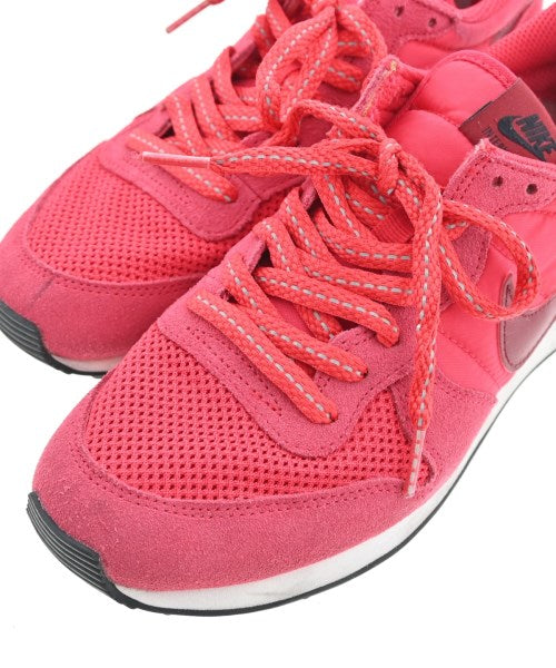 NIKE รองเท้าผ้าใบ
