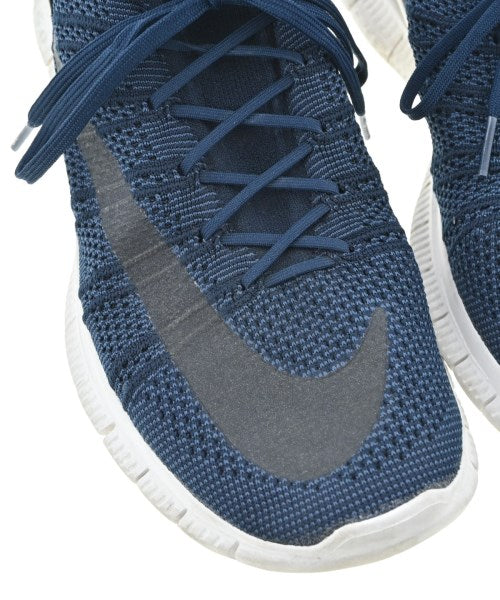 NIKE รองเท้าผ้าใบ