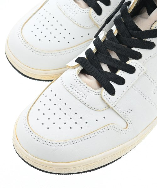 NIKE รองเท้าผ้าใบ