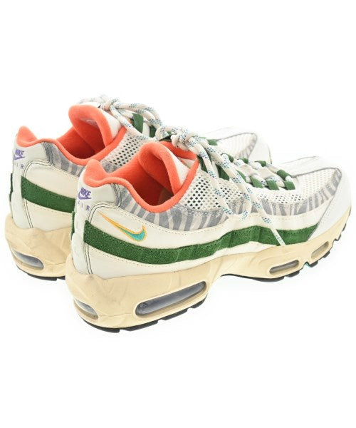 NIKE รองเท้าผ้าใบ