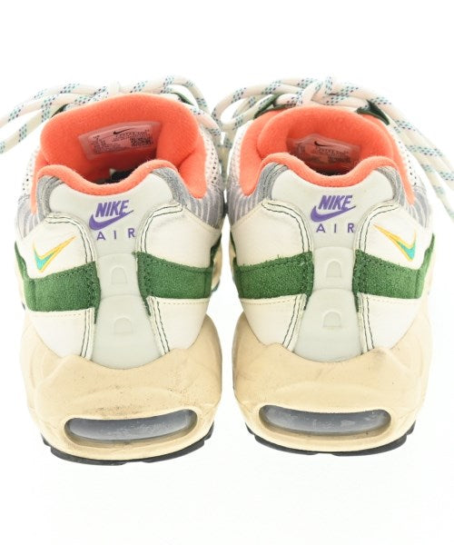 NIKE รองเท้าผ้าใบ