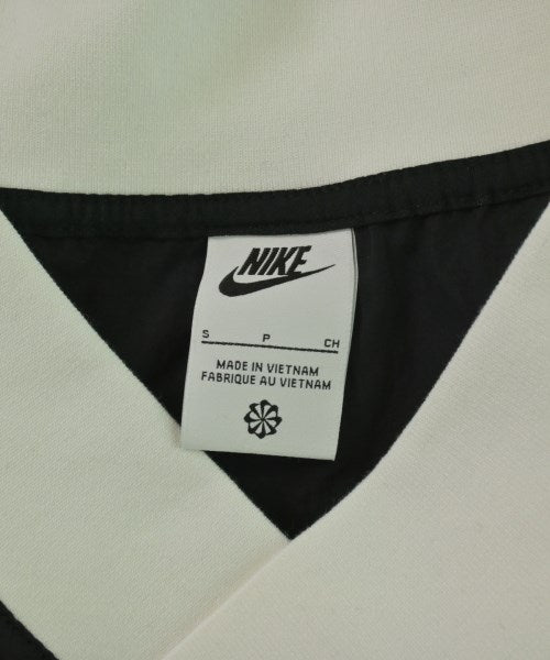 NIKE เสื้อยืด/เสื้อท็อปส์