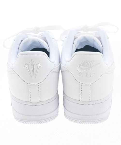 NIKE รองเท้าผ้าใบ