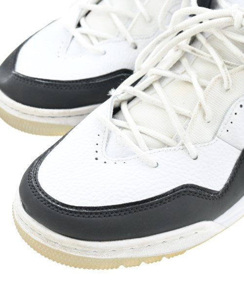 NIKE รองเท้าผ้าใบ