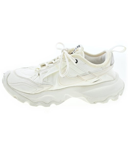 NIKE รองเท้าผ้าใบ