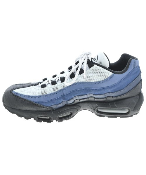 NIKE รองเท้าผ้าใบ