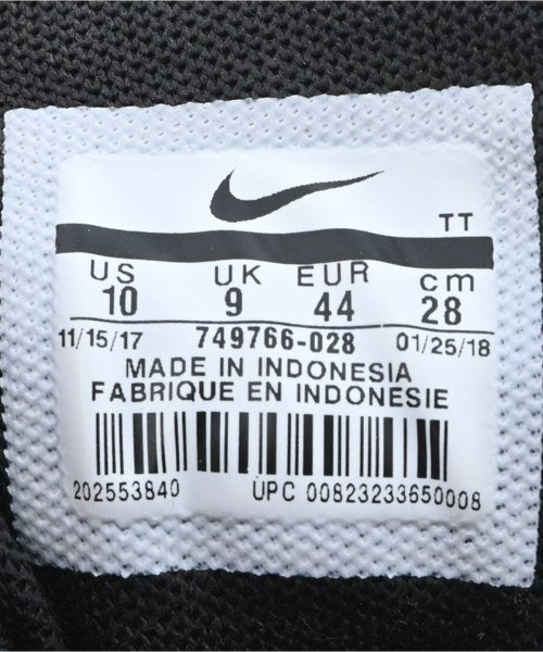 NIKE รองเท้าผ้าใบ