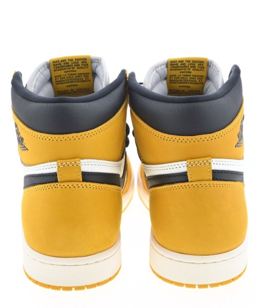 NIKE รองเท้าผ้าใบ