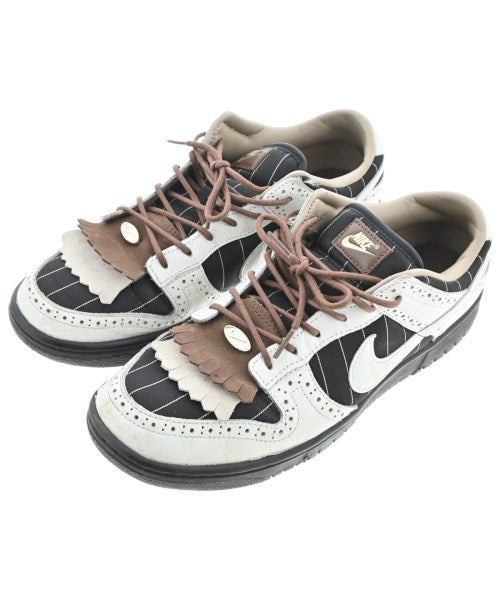 NIKE รองเท้าผ้าใบ