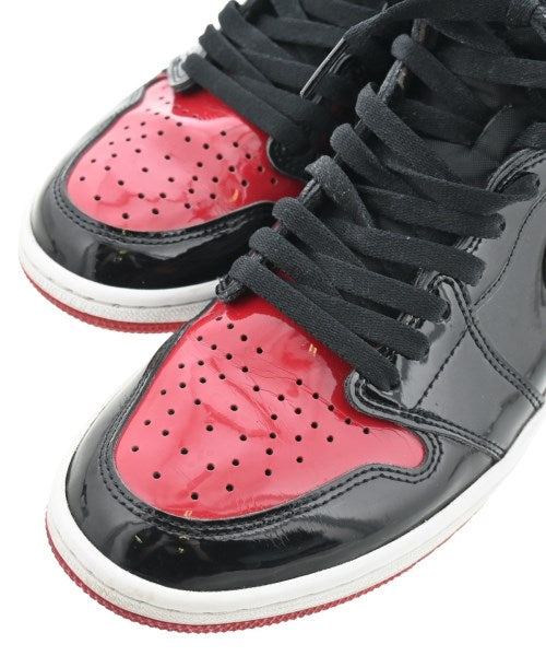 NIKE รองเท้าผ้าใบ