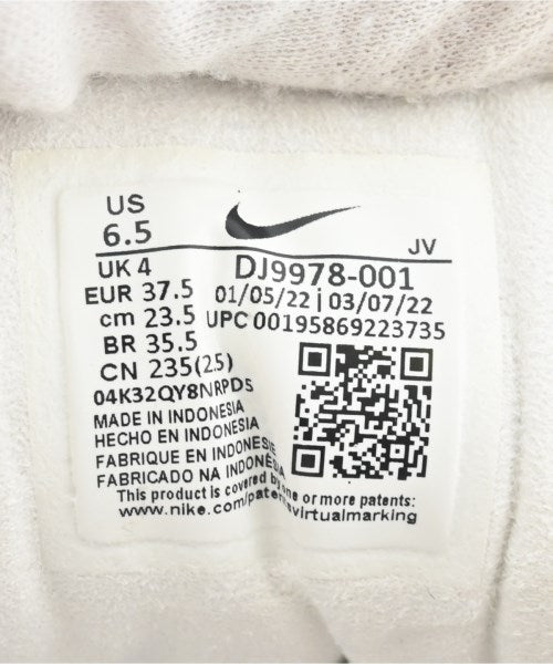 NIKE รองเท้าผ้าใบ