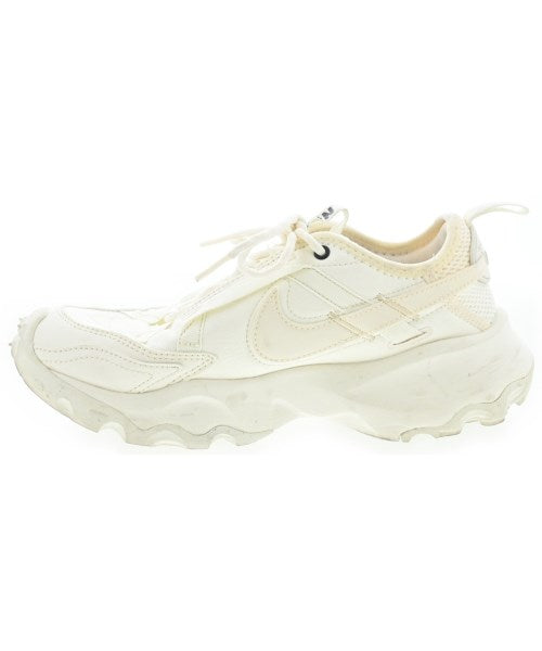 NIKE รองเท้าผ้าใบ