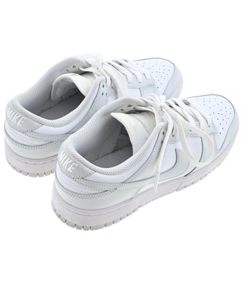 NIKE รองเท้าผ้าใบ