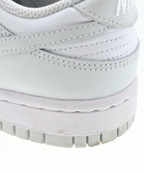 NIKE รองเท้าผ้าใบ
