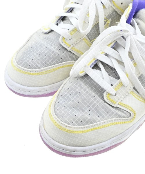 NIKE รองเท้าผ้าใบ