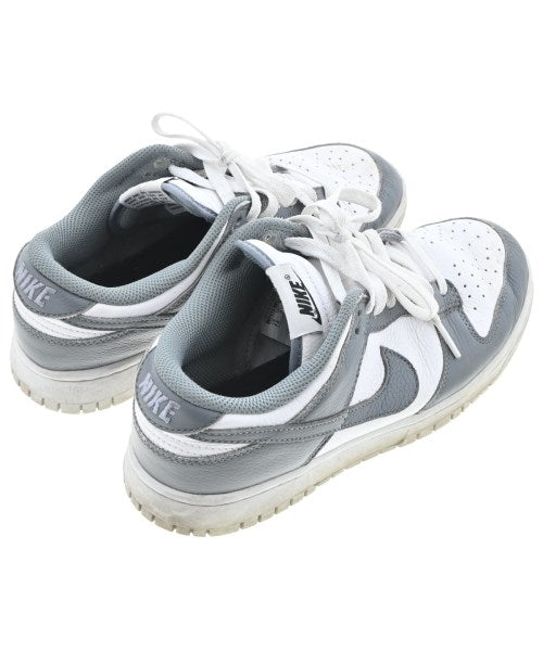 NIKE รองเท้าผ้าใบ
