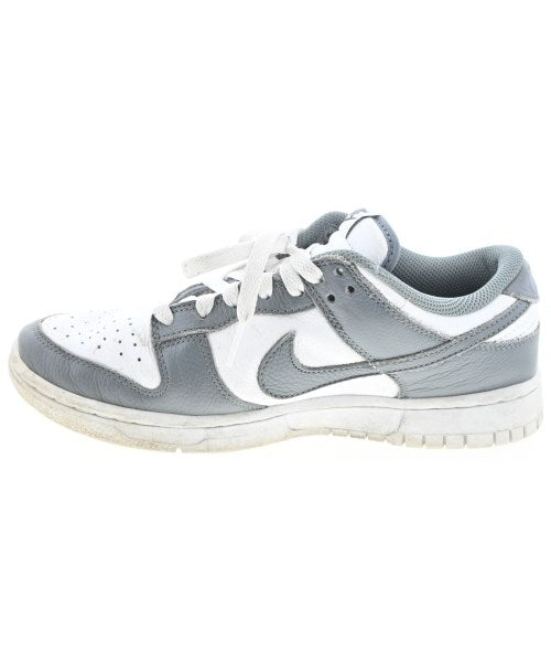 NIKE รองเท้าผ้าใบ