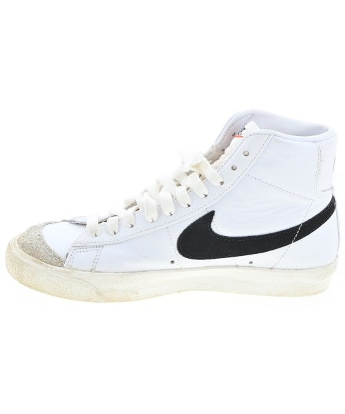 NIKE รองเท้าผ้าใบ
