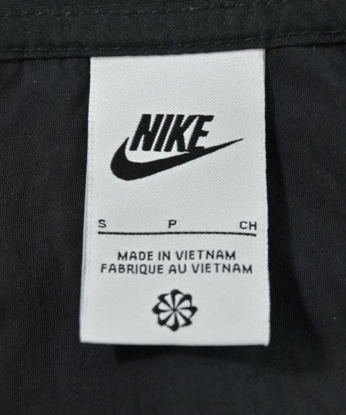 NIKE แจ็คเก็ตเบลาส์