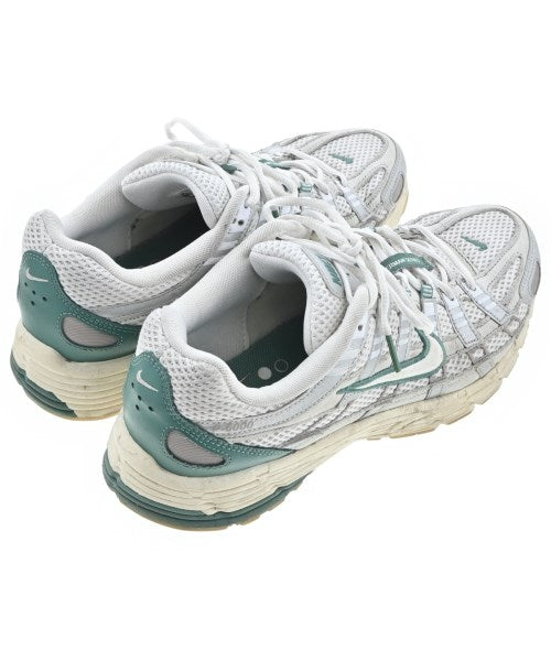 NIKE รองเท้าผ้าใบ